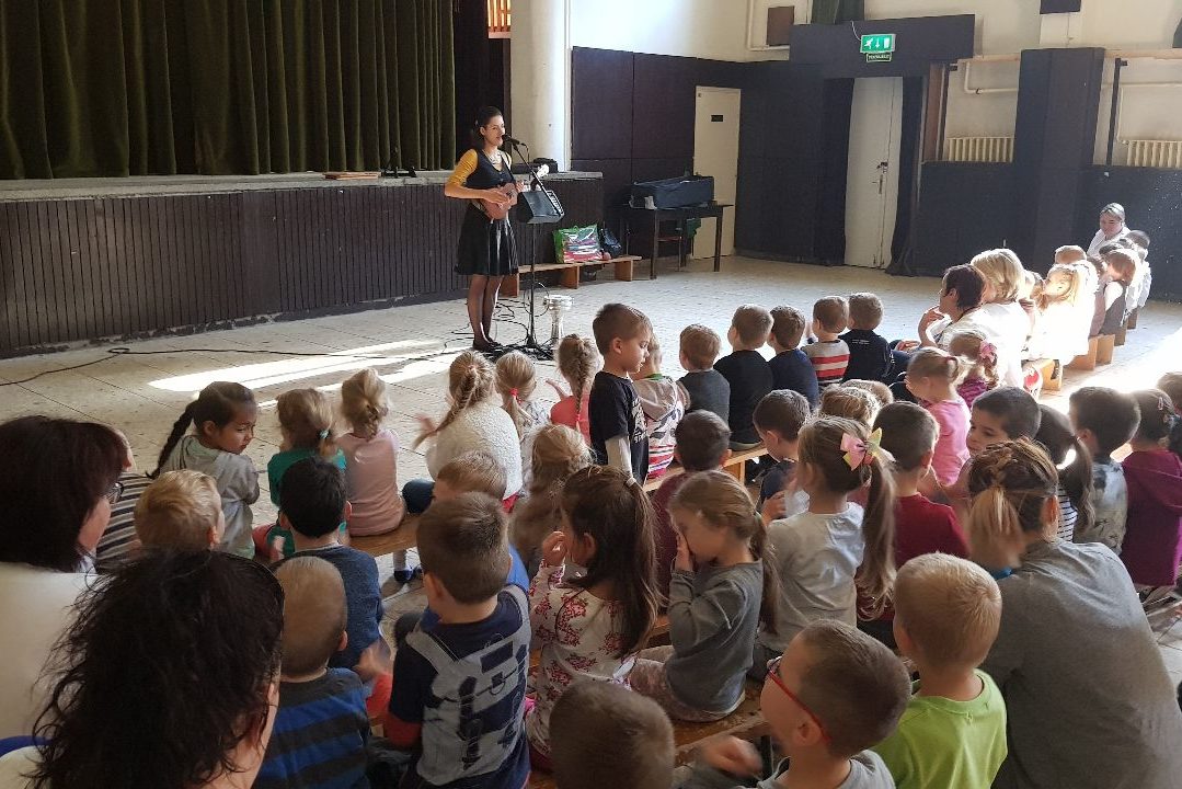 MERSZ – 20181029 – 10.00 – ÉVSZAK KONCERT – Zsombok Réka gyermekműsora – 16